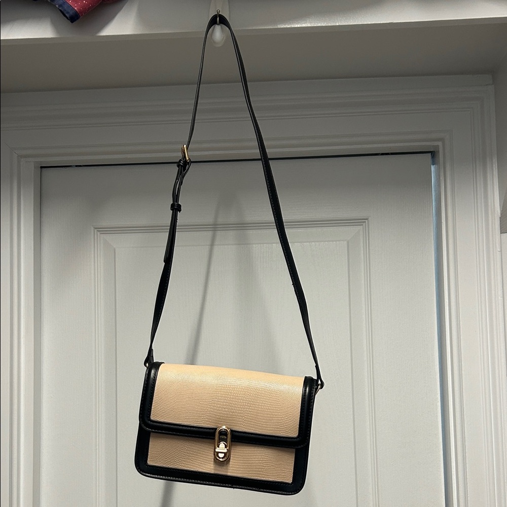 Chic Black and Cream Shoulder Bag